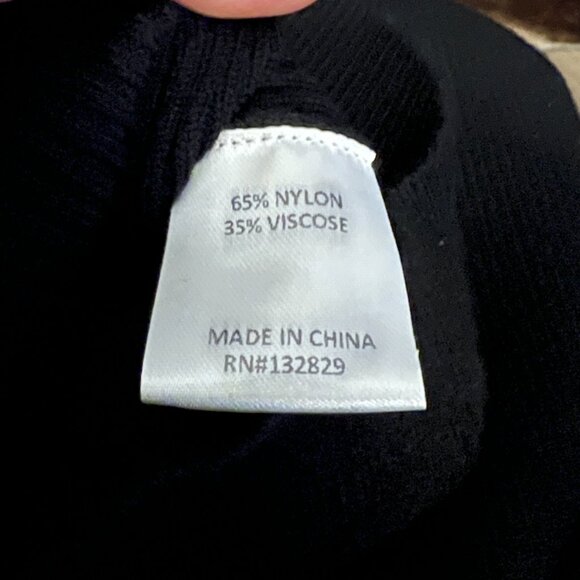 Camila Coelho Roscoe Front Cut Out Sweater Size M - Picture 9 of 9